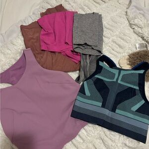 Workout bundle. 3 shirts and 2 long line bras